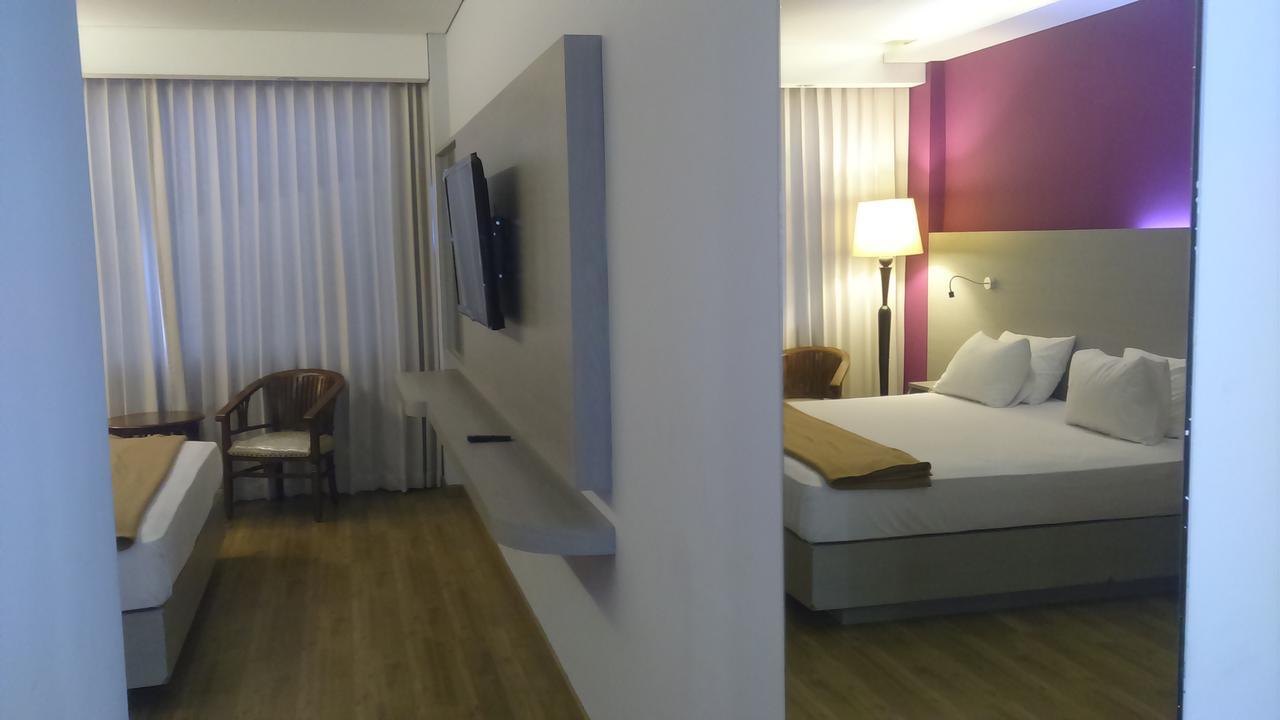 Hotel Kharisma Madiun Eksteriør billede
